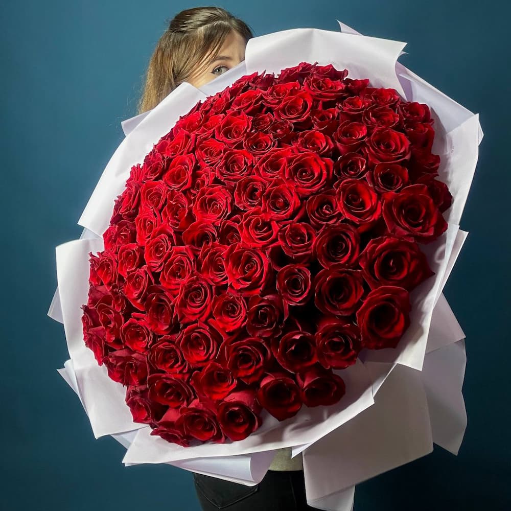 101 роза Эквадор